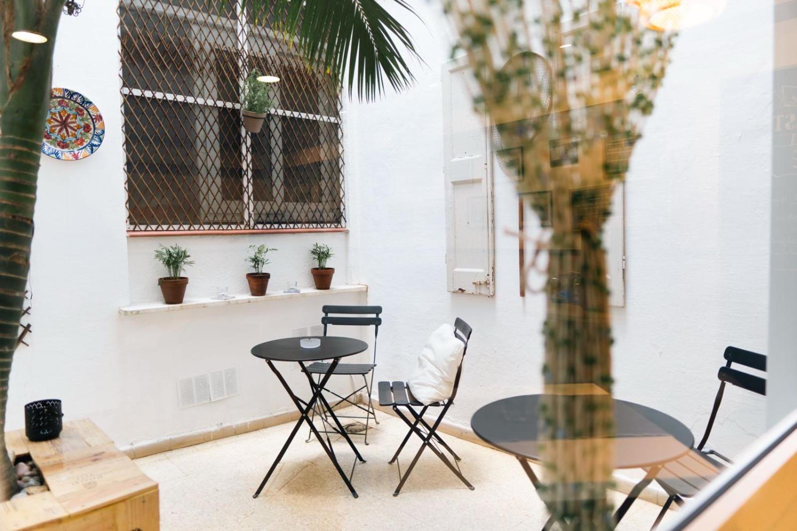 Hostal Regina Blanes Exterior photo