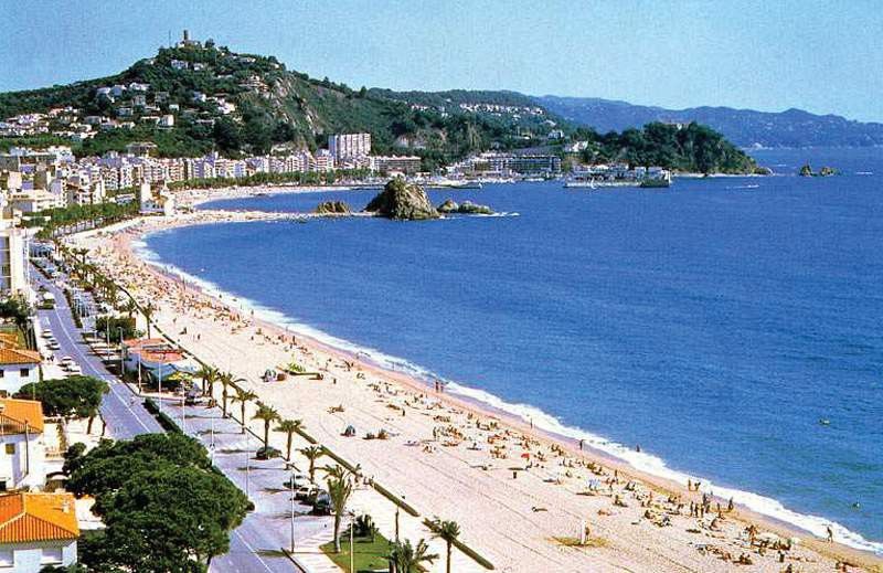 Hostal Regina Blanes Exterior photo
