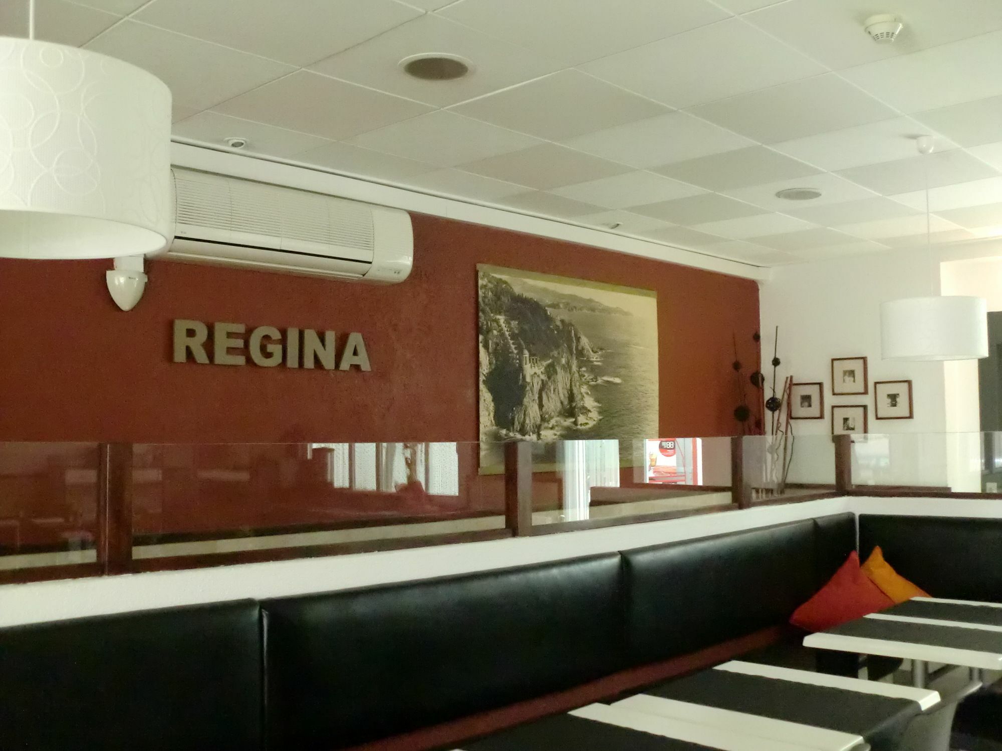 Hostal Regina Blanes Exterior photo